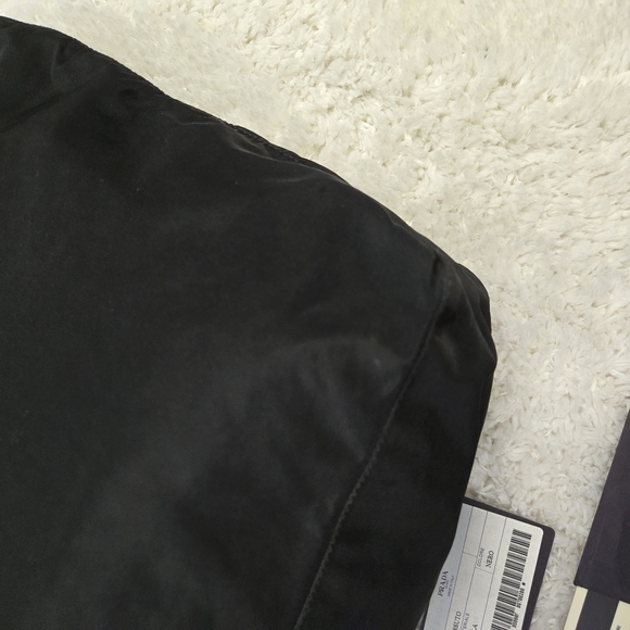 Prada Tote Bag - Picture 2 of 15